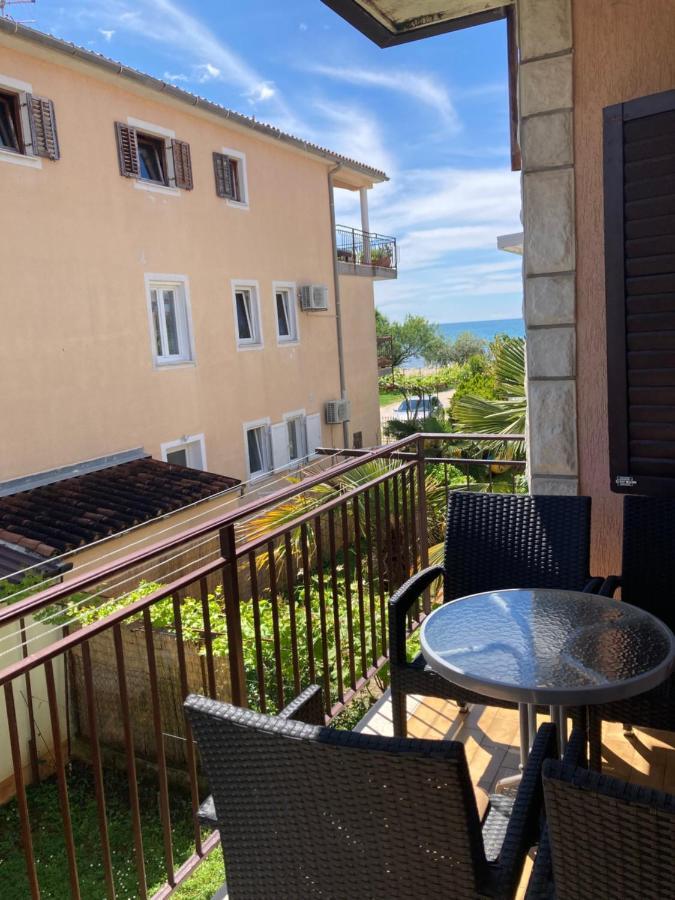 Apartments Hrnjic Умаг Екстериор снимка