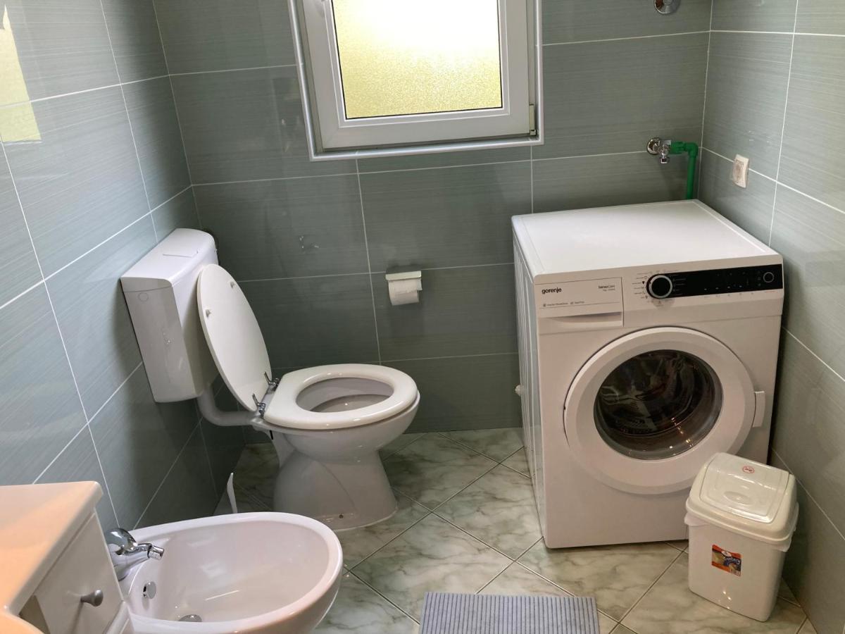 Apartments Hrnjic Умаг Екстериор снимка