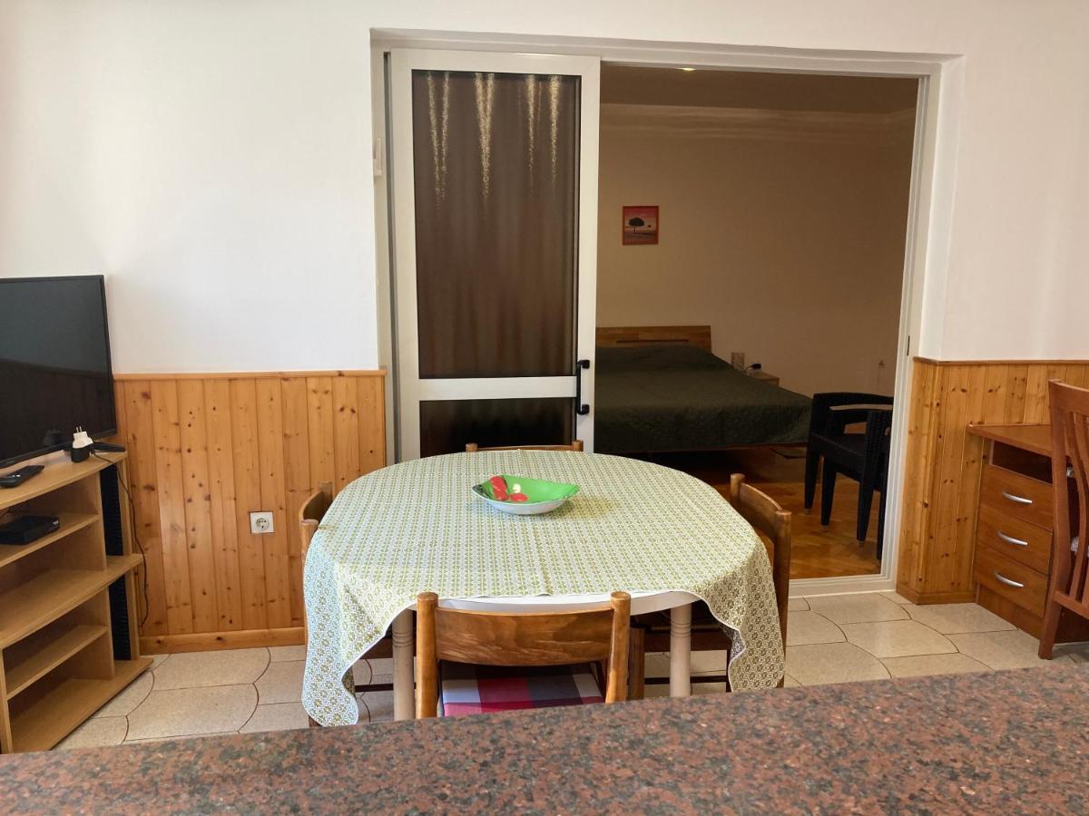 Apartments Hrnjic Умаг Екстериор снимка